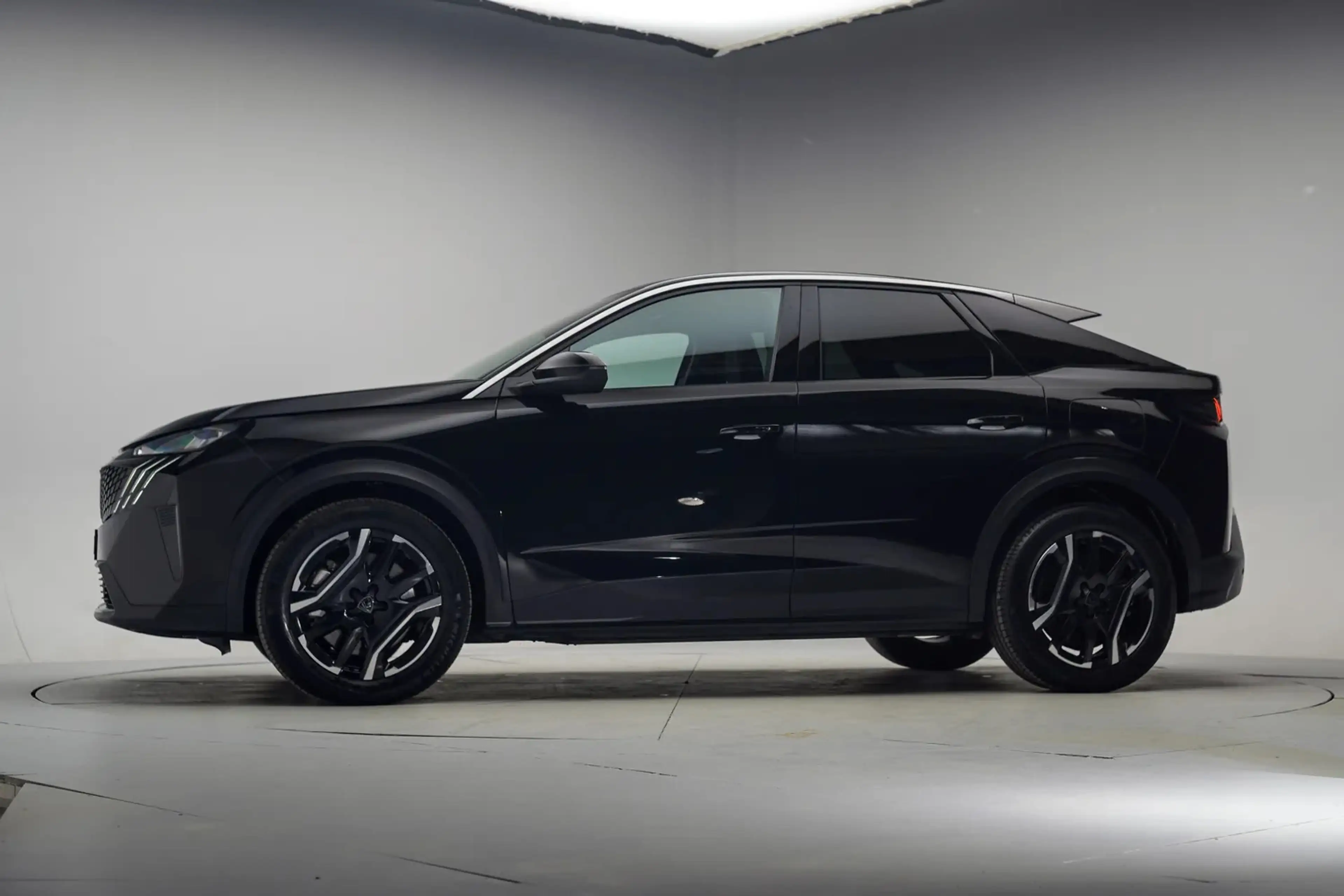 Peugeot 3008 e-3008 Allure 73kWh [ LED Apple/Android Camera ] — photo 2
