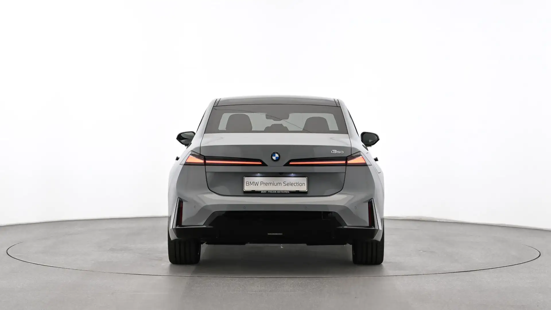 BMW i3 50 xDrive Limousine Grau - 2