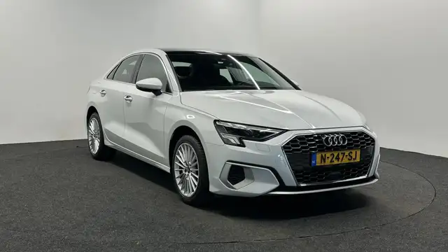 Audi A3 view 3