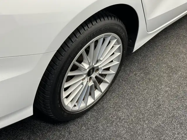 Audi A3 view 10