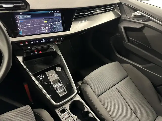 Audi A3 view 28