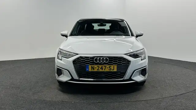 Audi A3 view 6