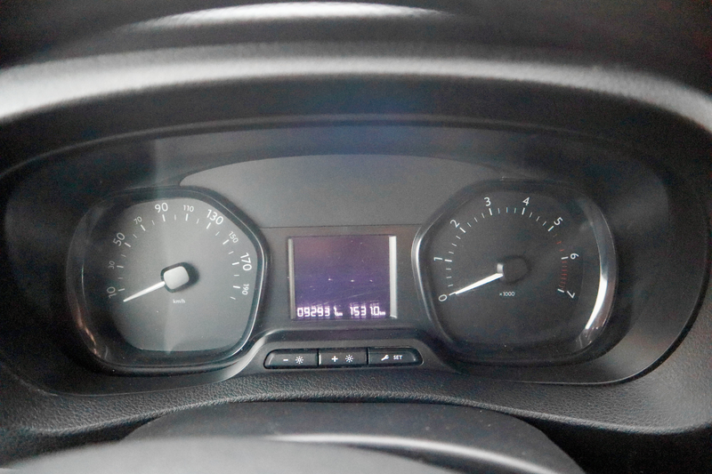 Citroen Jumpy Doppelkabine BlueHDi 120 6-Gang M  *1.Besitz — photo 13