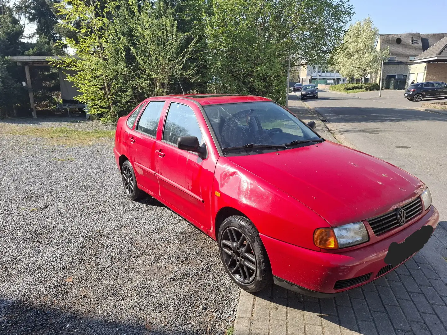 Volkswagen Polo - 2