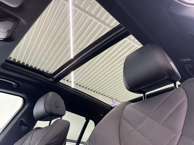 BMW X5 view 20