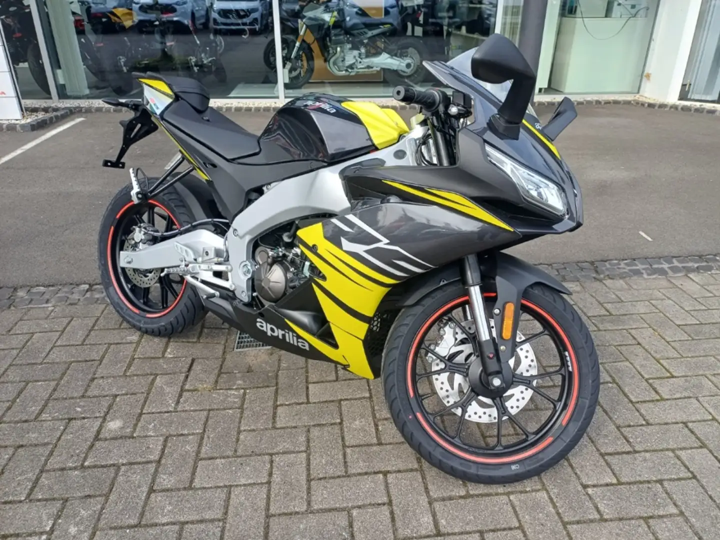Aprilia RS 125 *E5+*15 PS*B196*Schwarz*Gelb*LED* Negru - 2
