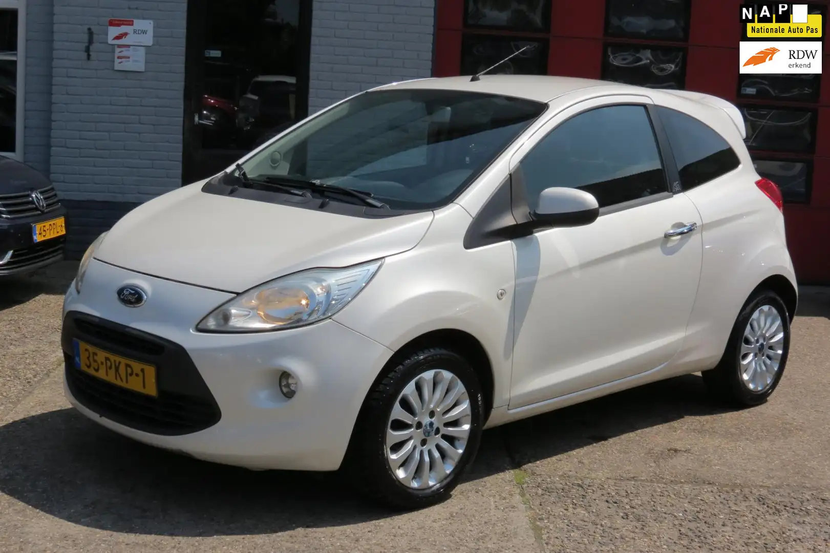 Ford Ka/Ka+ 1.2 Titanium X start/stop , AIRCO, ELEK RAMEN , LM Wit - 1