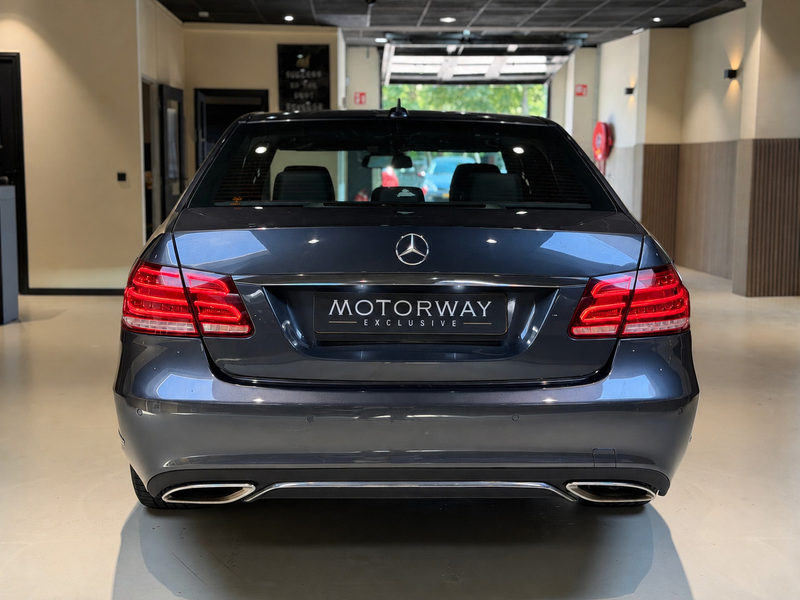 Mercedes-Benz E 200 Ambition Avantgarde|Pano|Navi|Automaat|Stoelverwar — photo 8