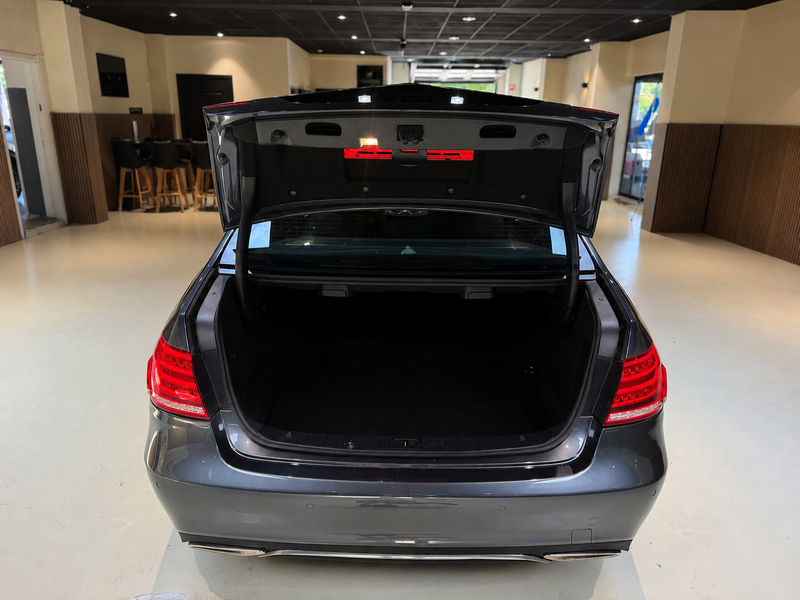 Mercedes-Benz E 200 Ambition Avantgarde|Pano|Navi|Automaat|Stoelverwar — photo 48