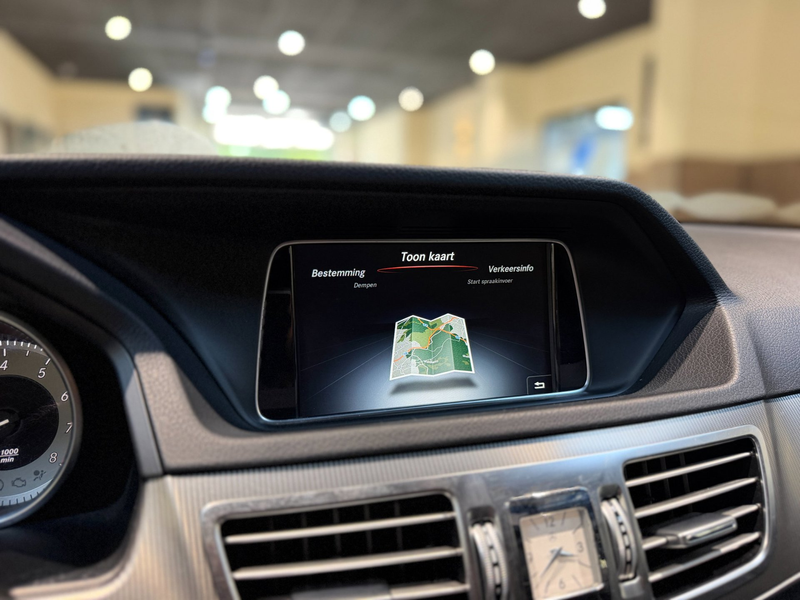 Mercedes-Benz E 200 Ambition Avantgarde|Pano|Navi|Automaat|Stoelverwar — photo 37
