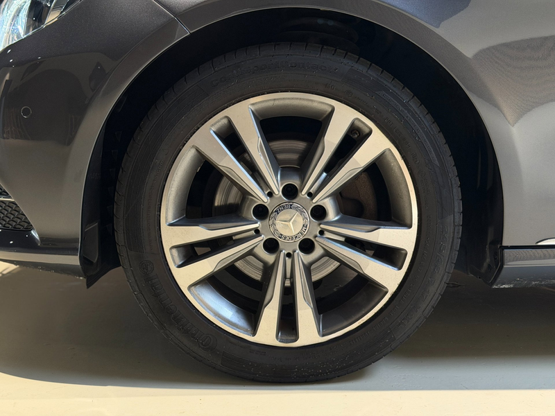 Mercedes-Benz E 200 Ambition Avantgarde|Pano|Navi|Automaat|Stoelverwar — photo 12