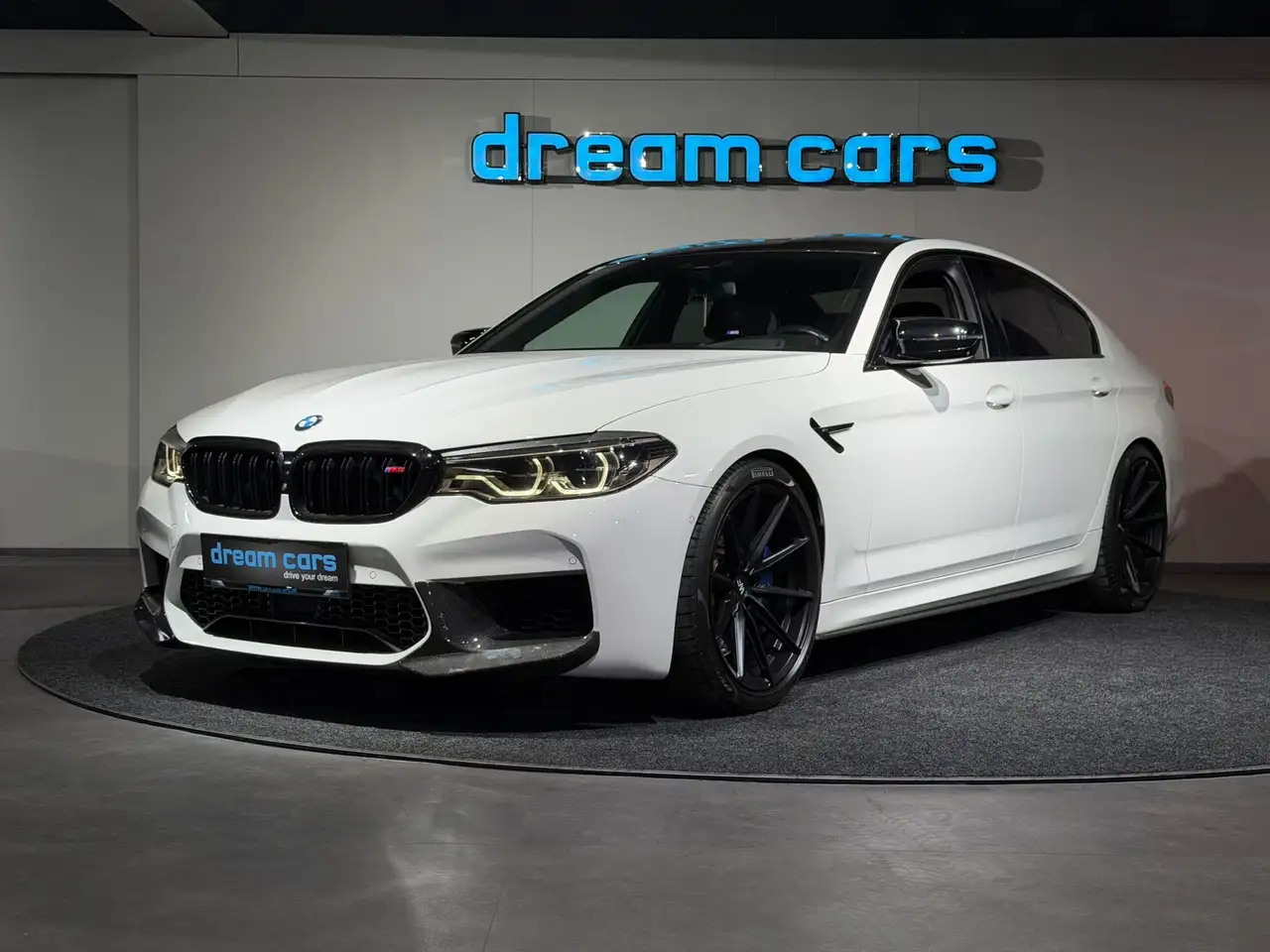 BMW M5 Aut. Competition / CARBON PARTS / 20" WF WHEELS Bild 5
