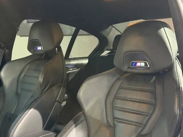 BMW M5 Aut. Competition / CARBON PARTS / 20" WF WHEELS / Ansicht 40