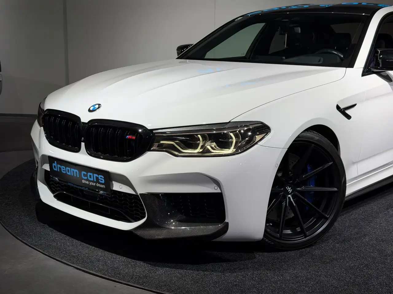 BMW M5 Aut. Competition / CARBON PARTS / 20" WF WHEELS Bild 11