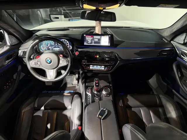 BMW M5 Aut. Competition / CARBON PARTS / 20" WF WHEELS / Ansicht 27