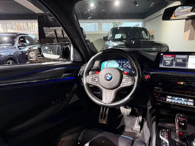 BMW M5 Aut. Competition / CARBON PARTS / 20" WF WHEELS / Ansicht 30