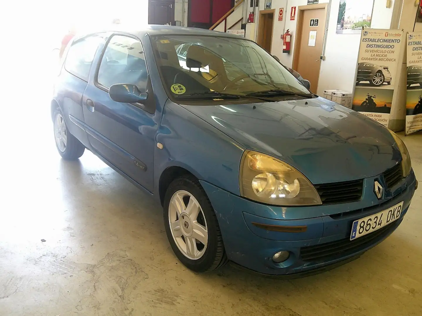 Renault Clio 1.4 16v Community Azul - 2