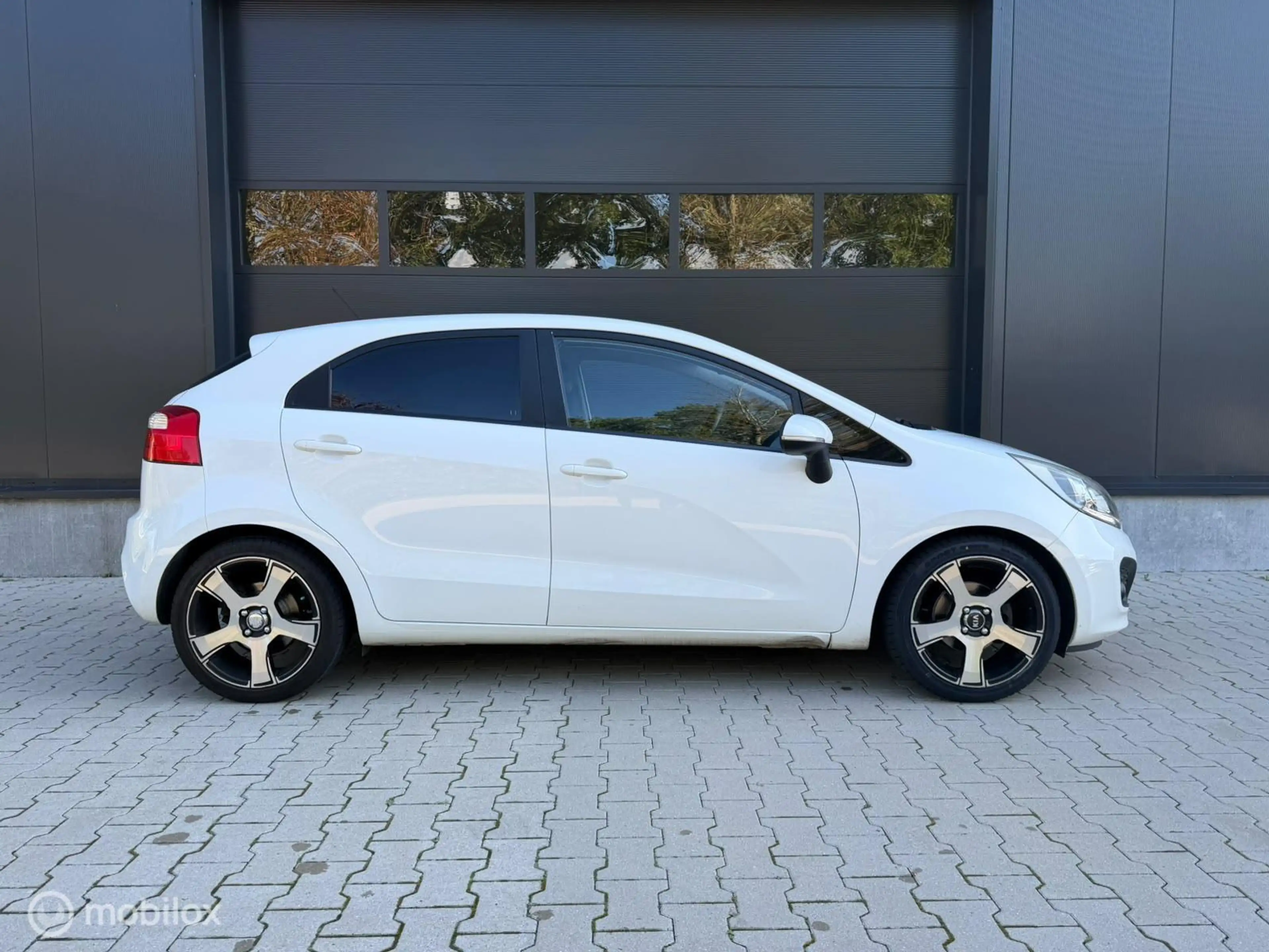 Kia Rio 1.2 CVVT Plus Pack Airco I NW APK I NAP I Trekhaak — photo 4