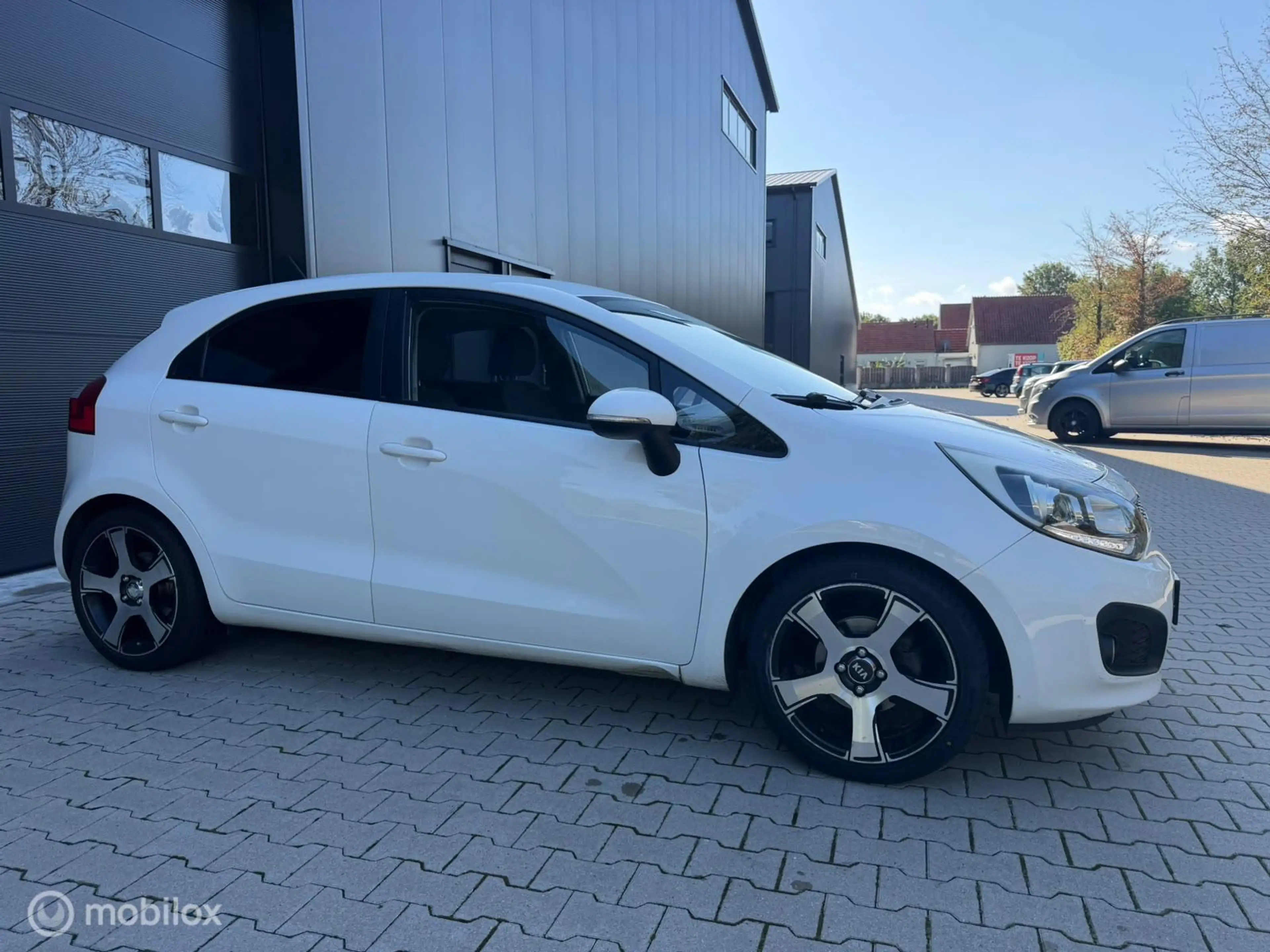Kia Rio 1.2 CVVT Plus Pack Airco I NW APK I NAP I Trekhaak — photo 3