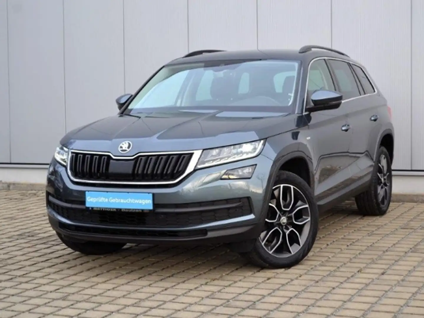 Skoda Kodiaq 2.0 TDI DSG Soleil STAND-HZ/LED/19-ZOLL/NAVI/LEDE Grau - 2