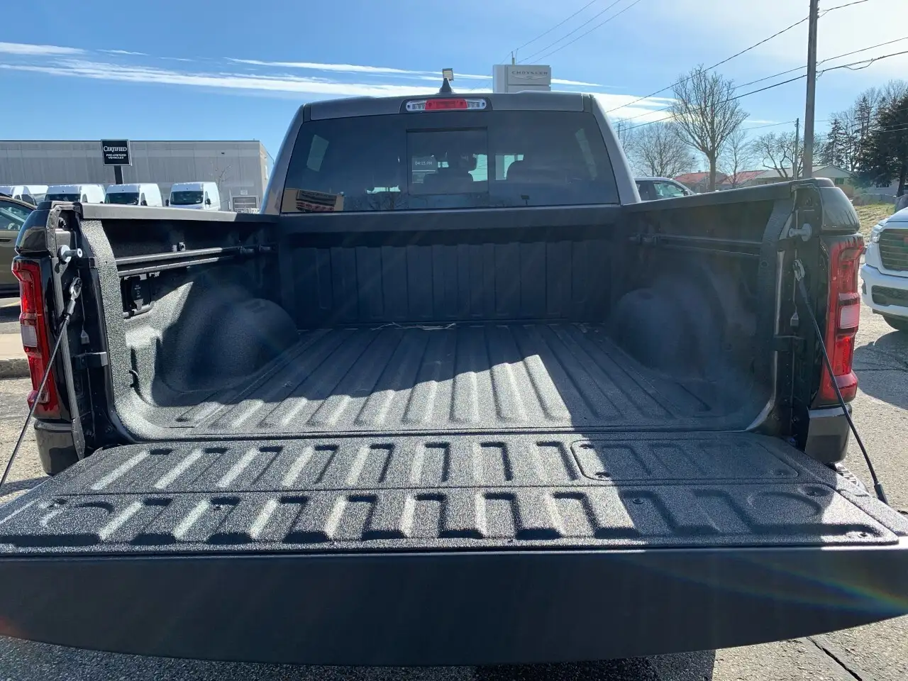 RAM 1500 снимка RAM 1500