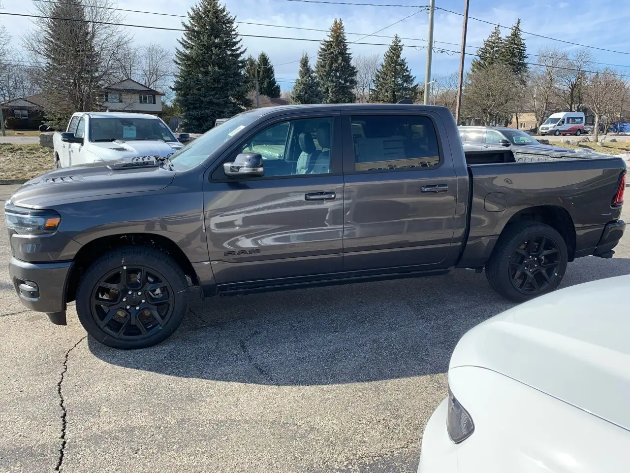 RAM 1500 снимка RAM 1500