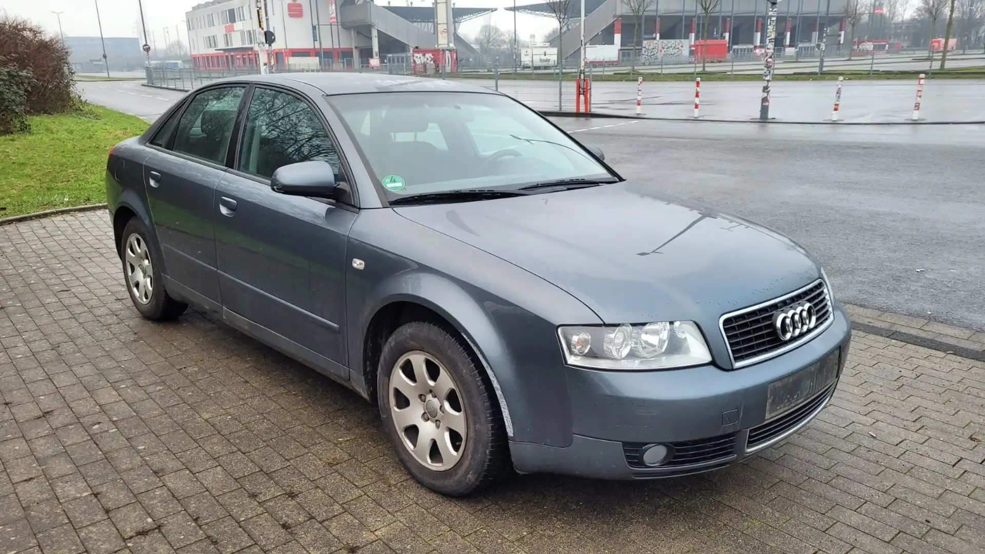 Audi A4 1.6 Servo Klima Grau - 1