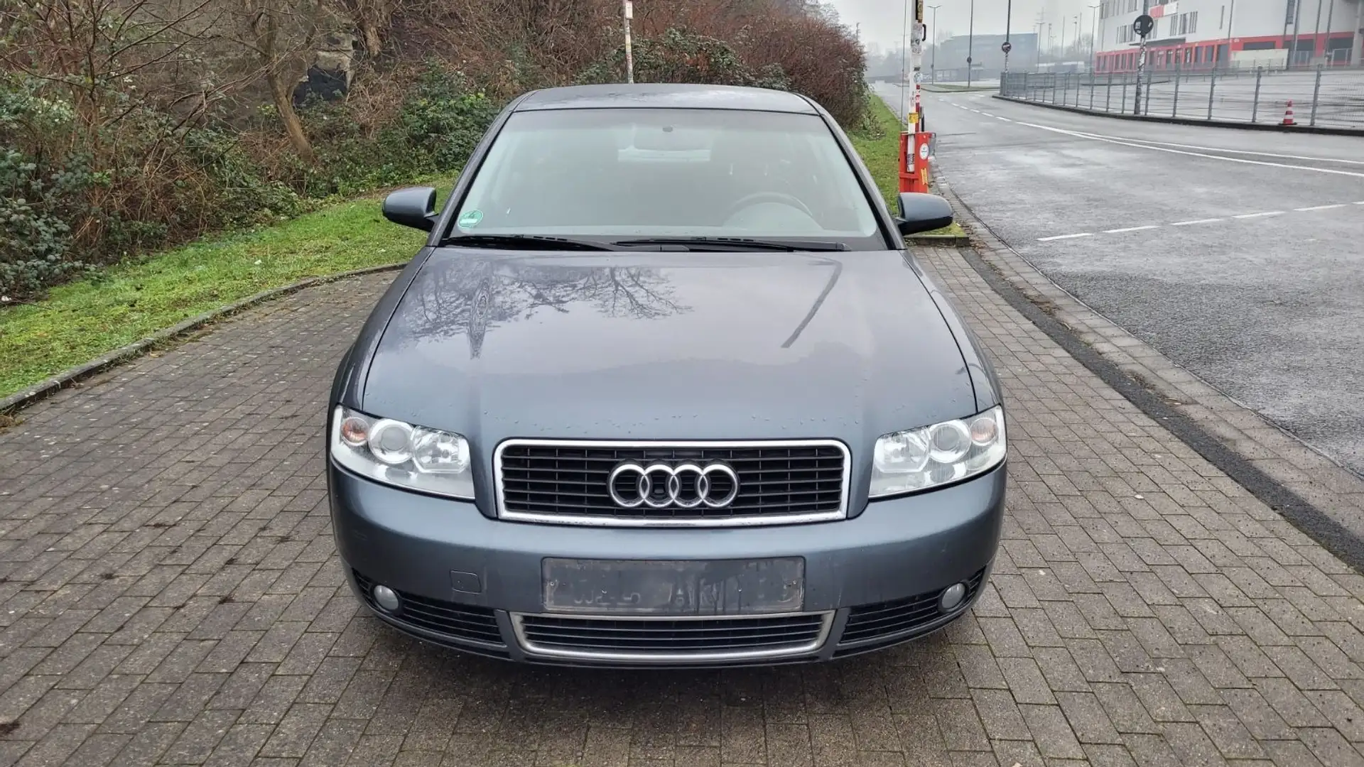 Audi A4 1.6 Servo Klima Grau - 2