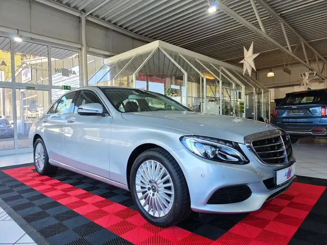 Mercedes-Benz C 180 CGI Exklusiv