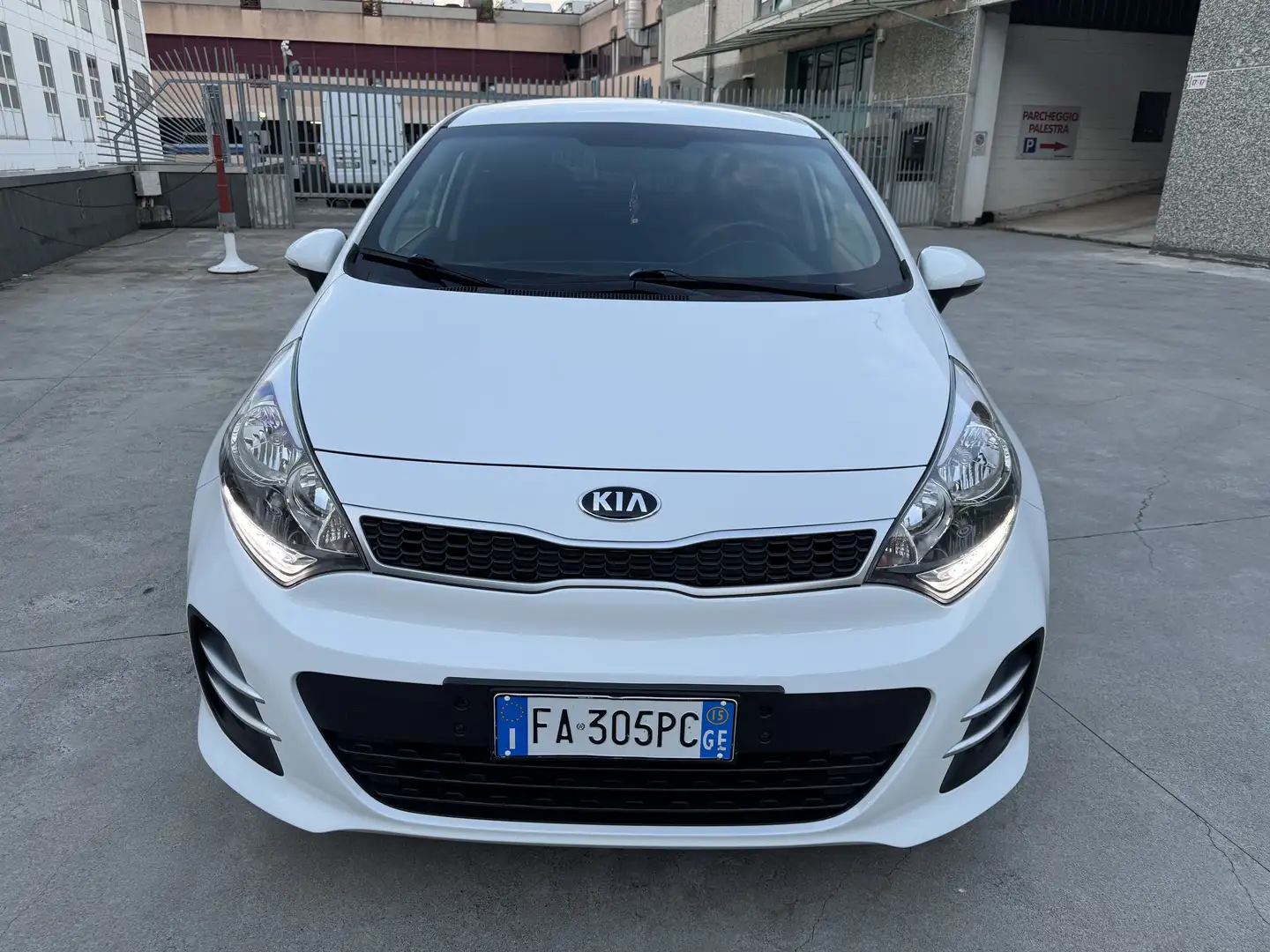 Kia Rio 1.2 TOP KM 63 MILA Bianco - 2