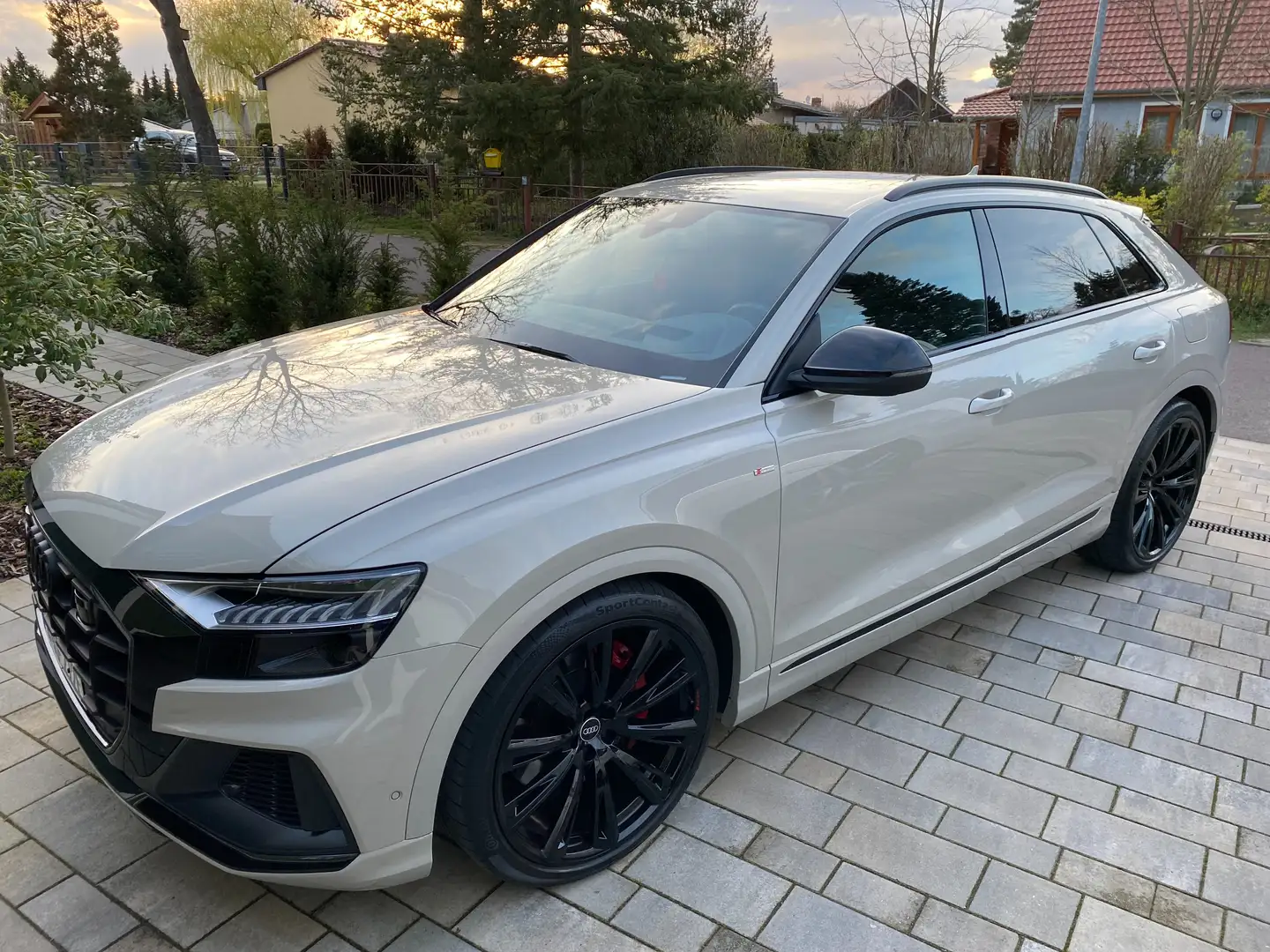 Audi Q8 Q8 55 TFSIe quattro tiptronic Beige - 1