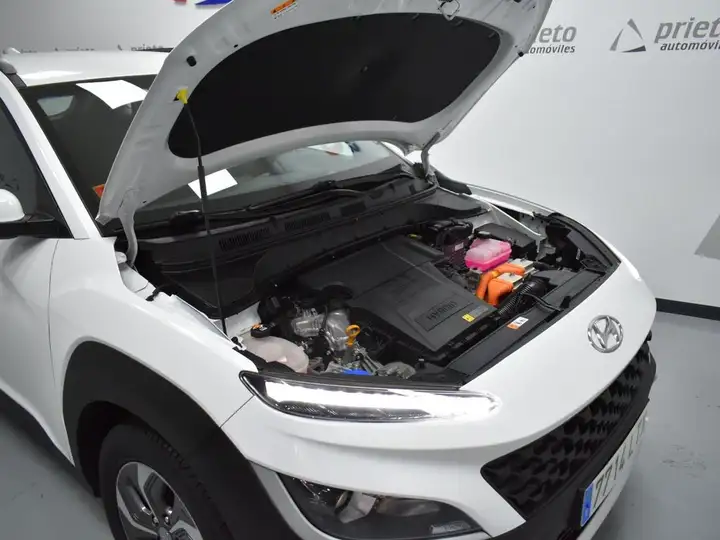 Hyundai Kona HEV FL GDI 1.6 DT MAXX 2021, foto 38