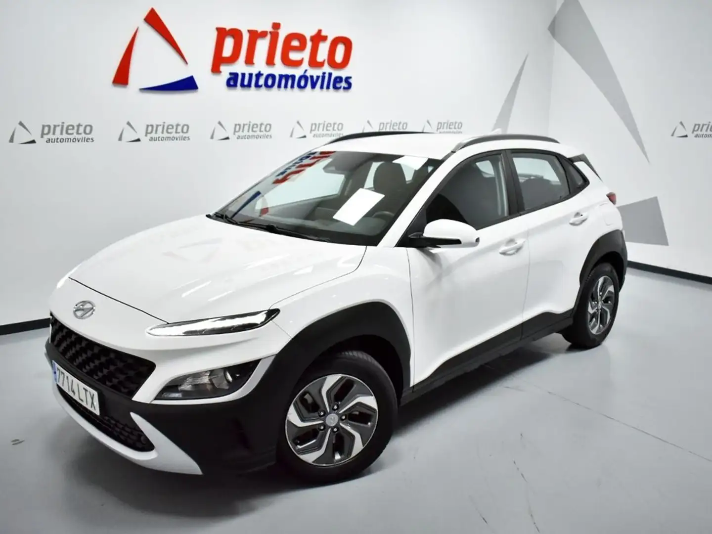 Hyundai KONA HEV 1.6 GDI DT Maxx Blanco - 1