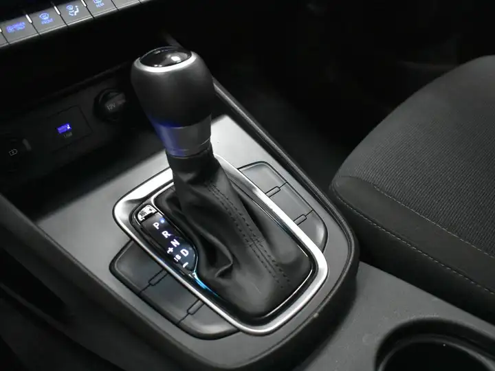 Hyundai Kona HEV FL GDI 1.6 DT MAXX 2021, foto 20