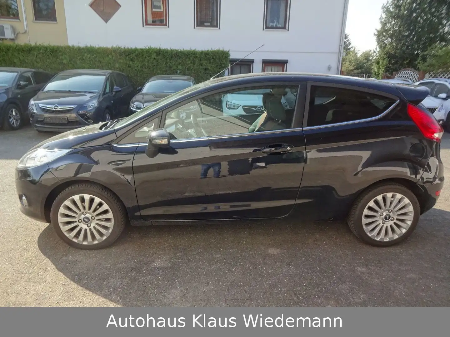 Ford Fiesta 1.4 Titanium Aut. - 2.Hd./orig. 69 TKM Schwarz - 2