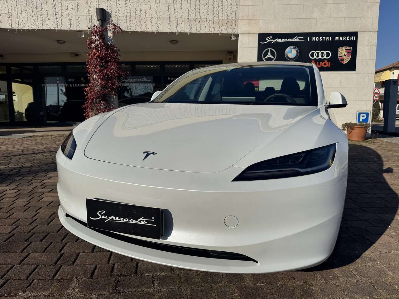 Tesla Model 3 PER INFO. CHIAMARE…!!!