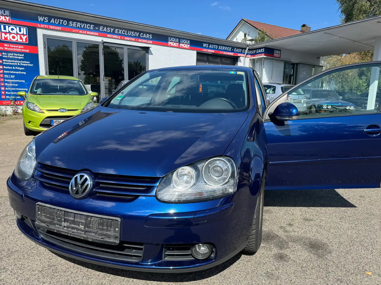 Volkswagen Golf Tour Edition Blau - 1