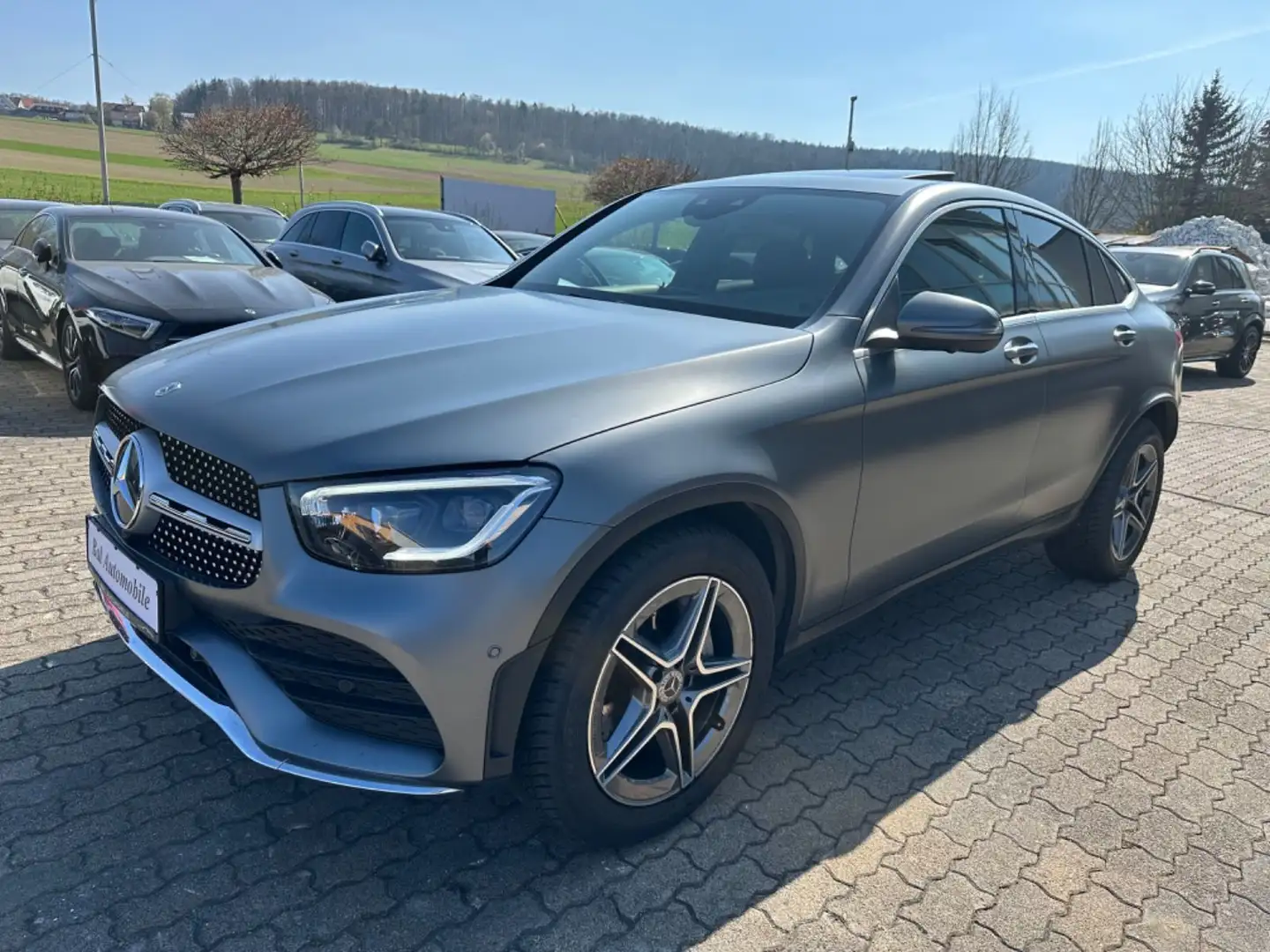 Mercedes-Benz GLC 200 d 4M COUPE AMG LEDER LED KAM BURM EL.SD Grau - 1