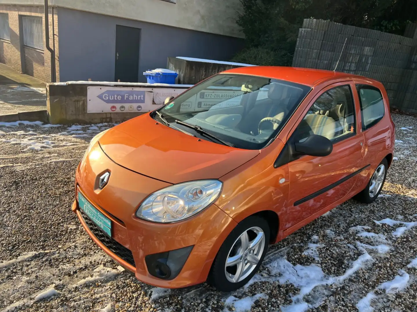 Renault Twingo Expression*TÜV NEU*KLIMA*SEHR SAUBER*TOP* Orange - 1