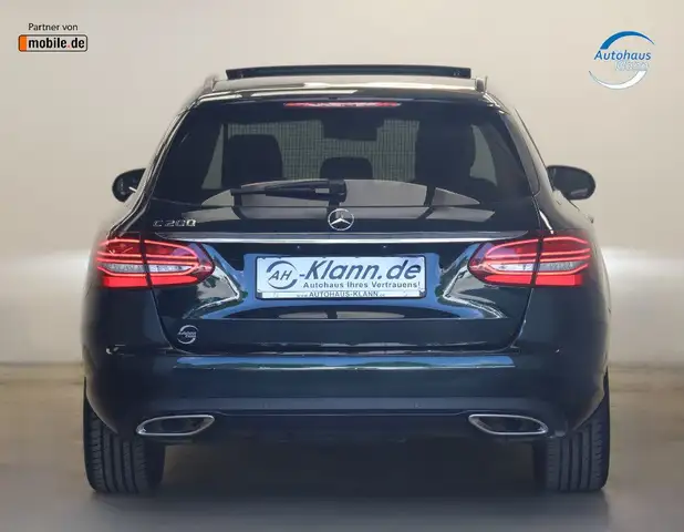 Mercedes-Benz C-Class view 7
