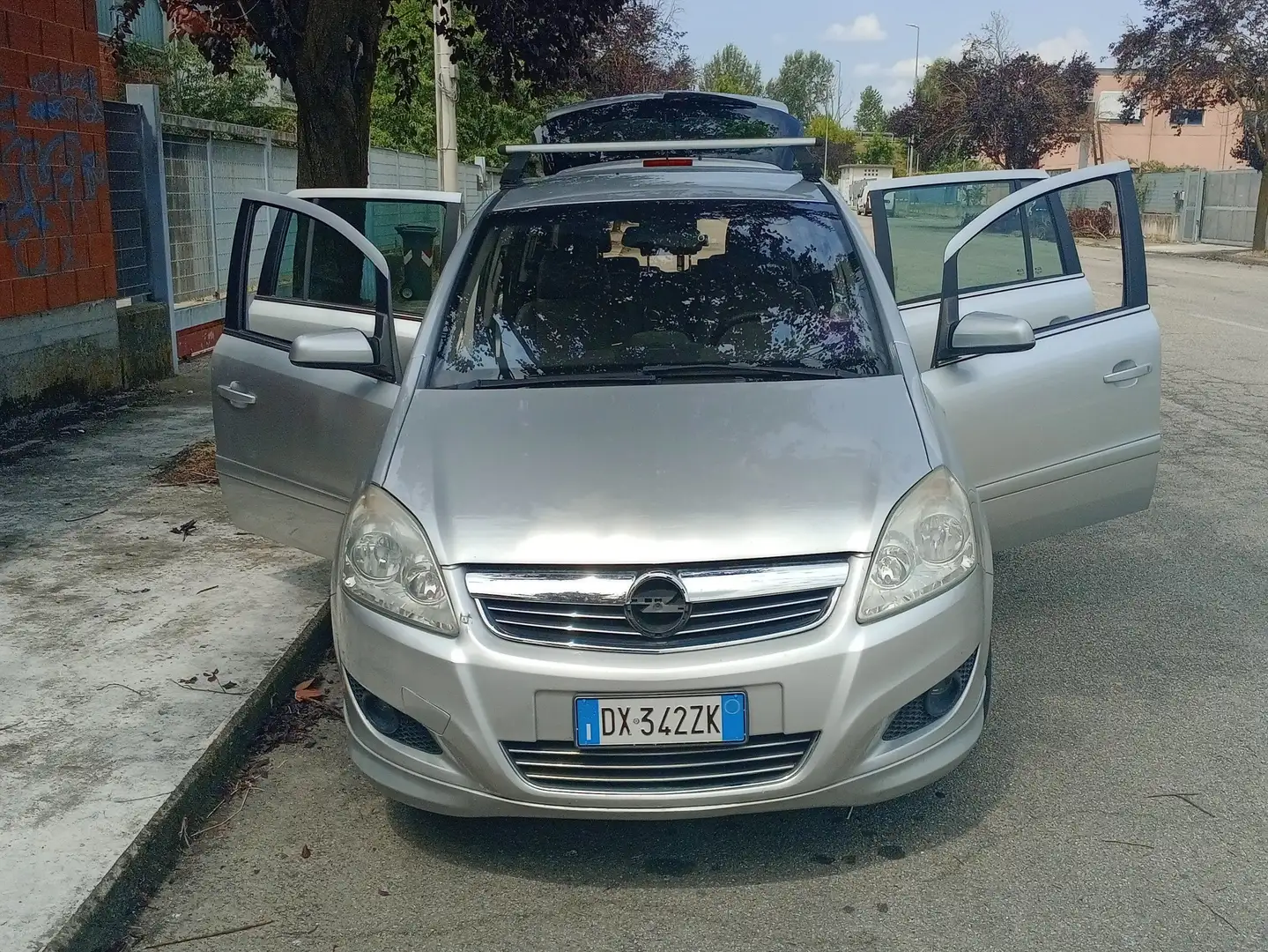 Opel Zafira Zafira 1.9 cdti Cosmo 120cv Grigio - 1