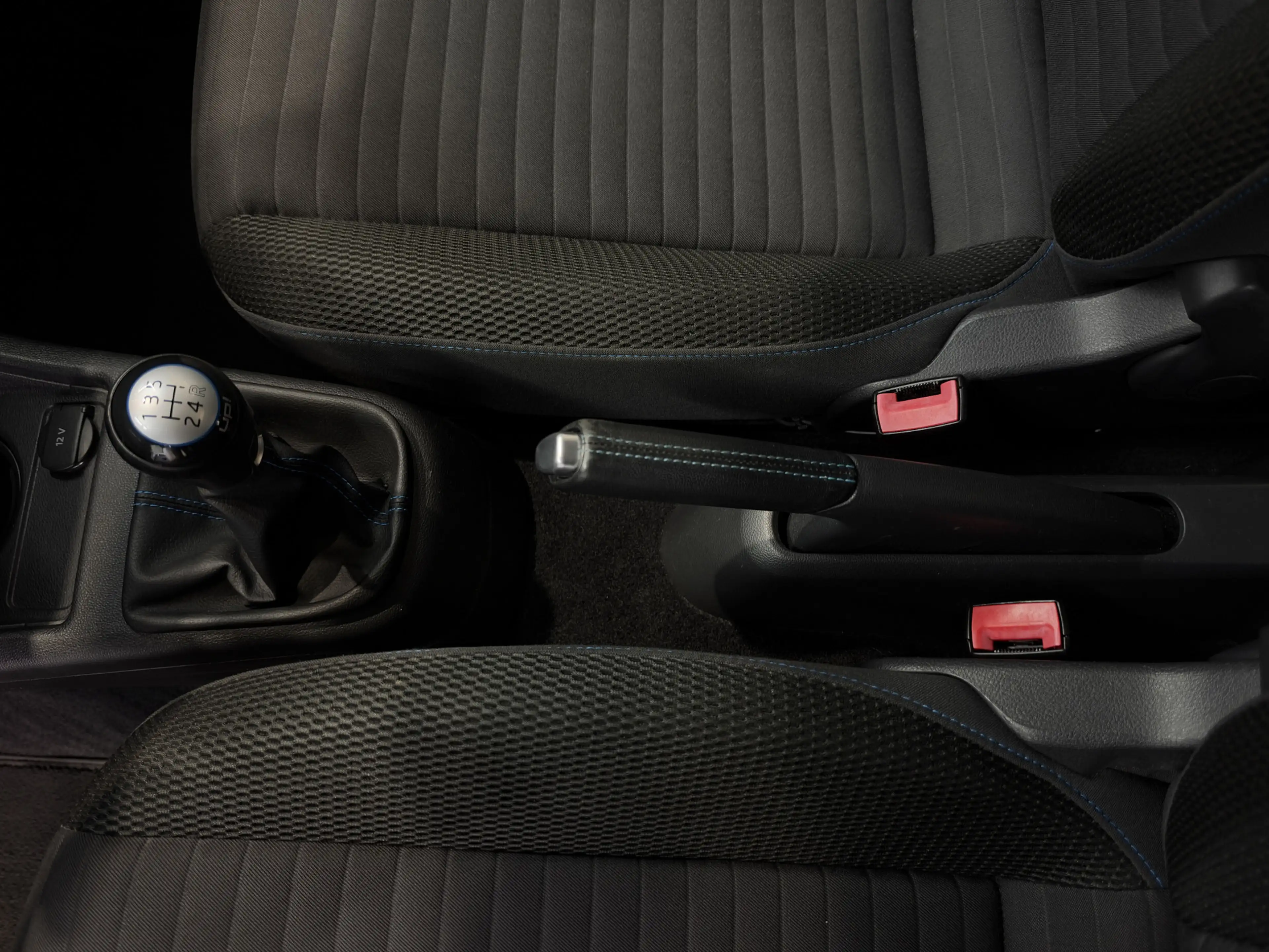 Volkswagen up! 1.0 Cup up! BlueMotion Navi | 15" | Airco | Stoelv — photo 26