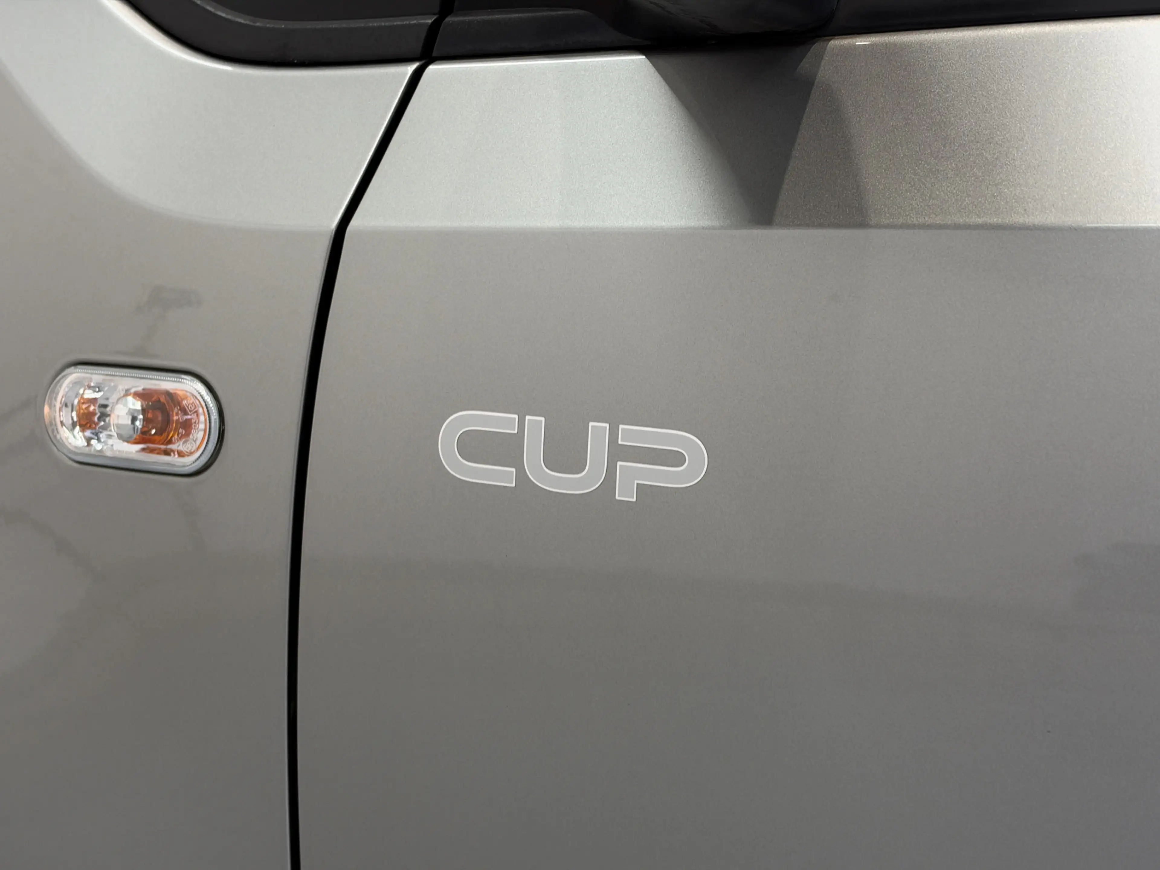 Volkswagen up! 1.0 Cup up! BlueMotion Navi | 15" | Airco | Stoelv — photo 23