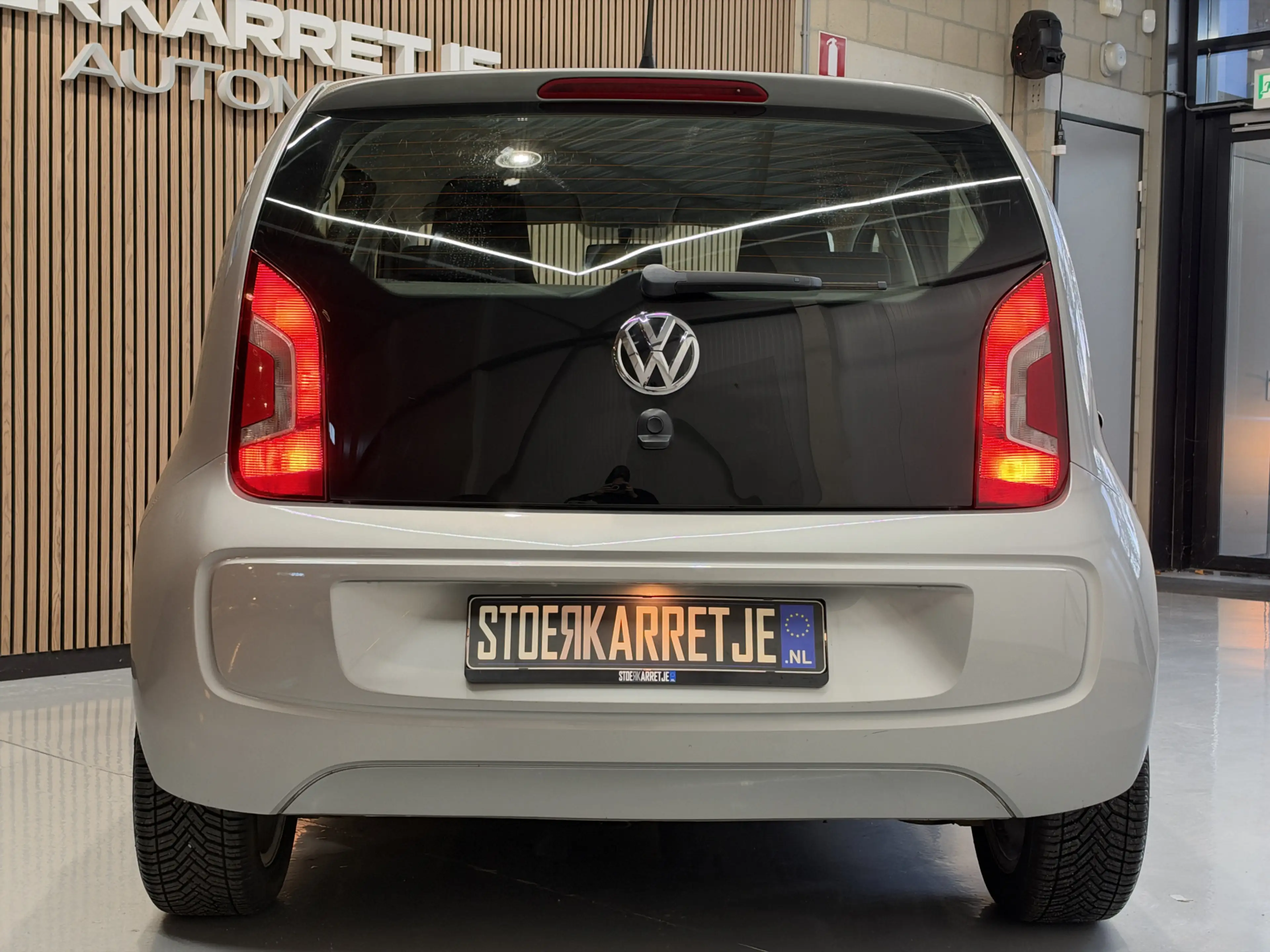 Volkswagen up! 1.0 Cup up! BlueMotion Navi | 15" | Airco | Stoelv — photo 37