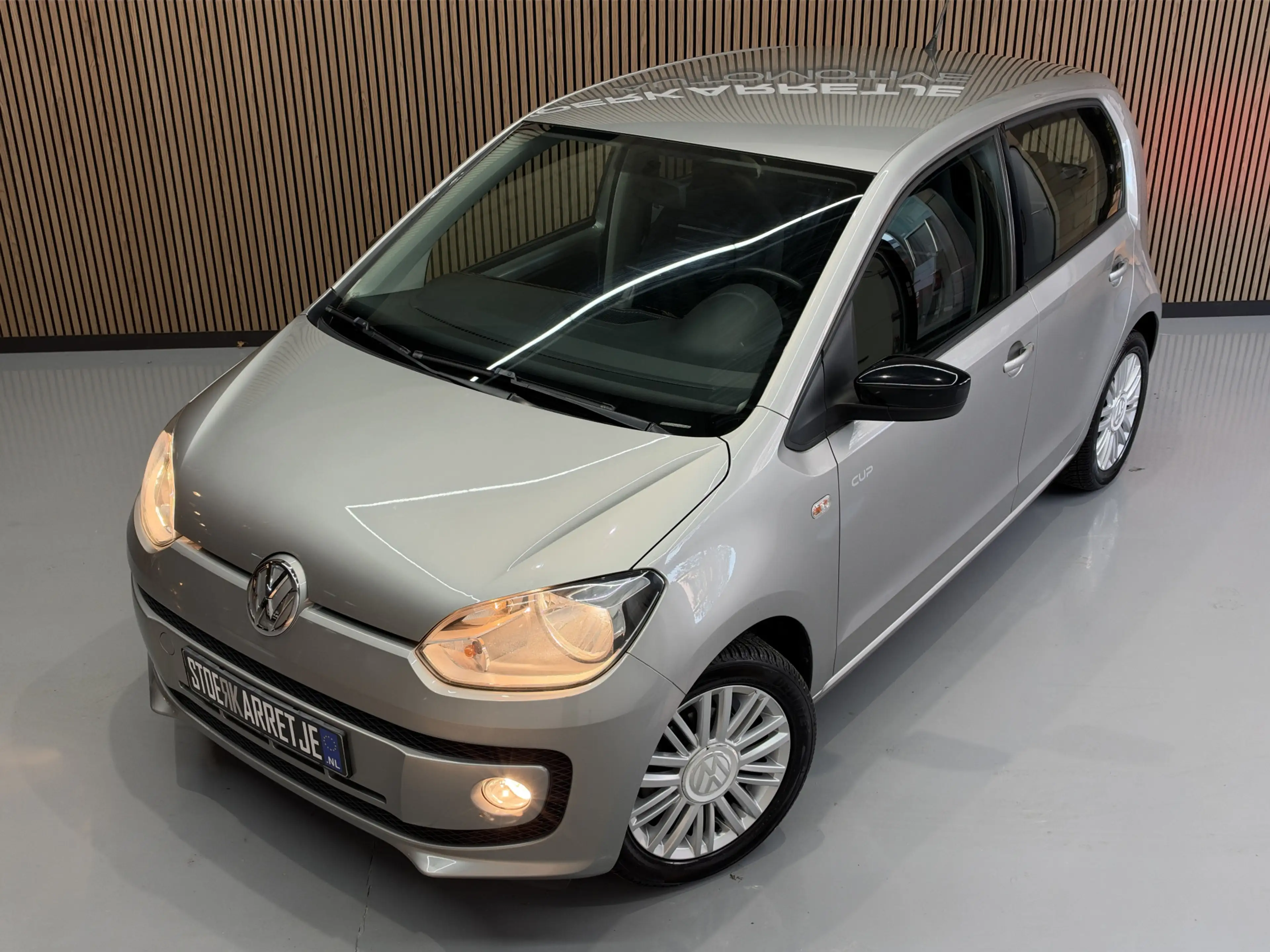Volkswagen up! 1.0 Cup up! BlueMotion Navi | 15" | Airco | Stoelv — photo 19
