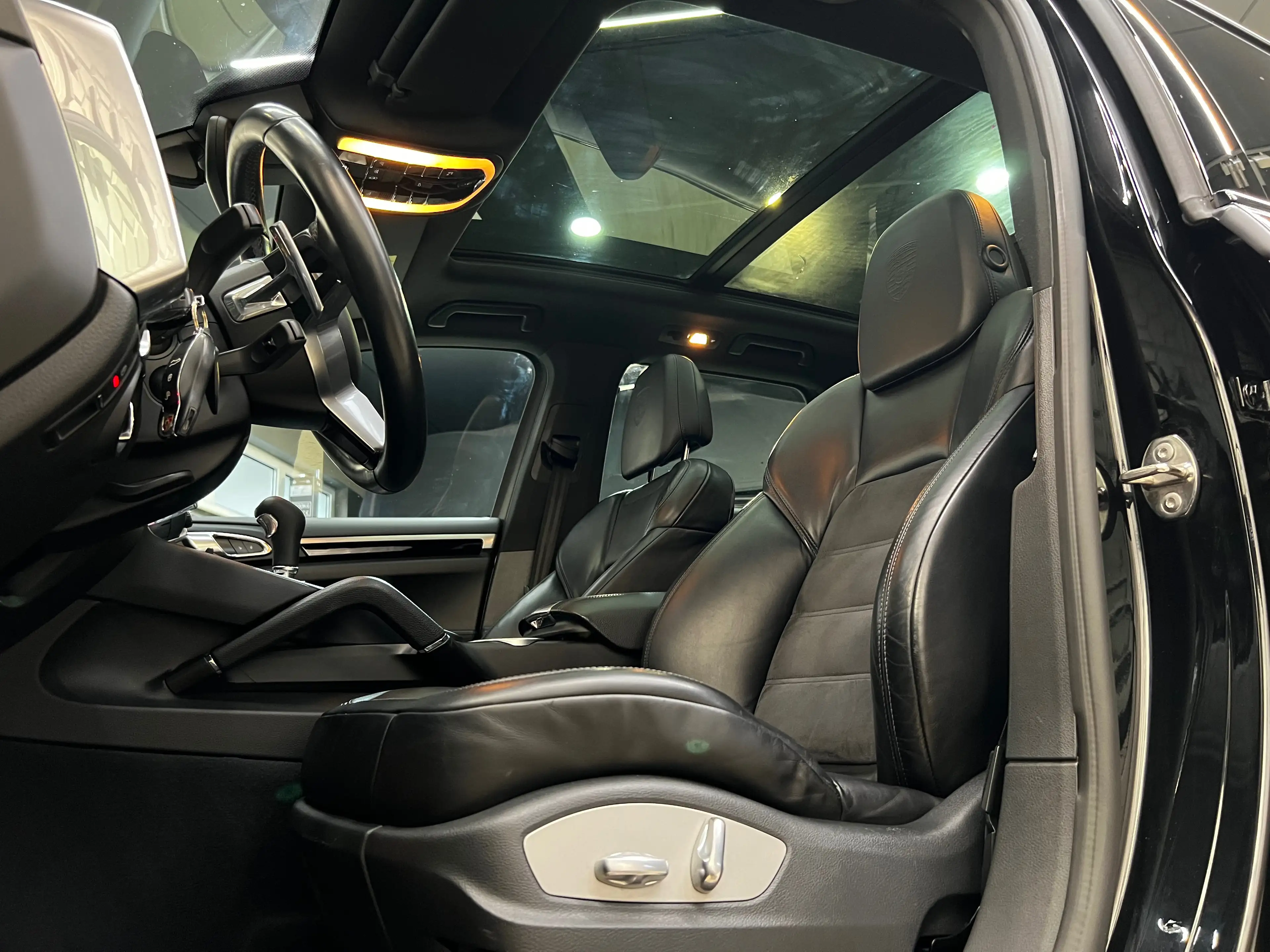 Porsche Cayenne S E-Hybrid Platinum Edition*RFK*SITZHEIZUNG*CHRONO — photo 14