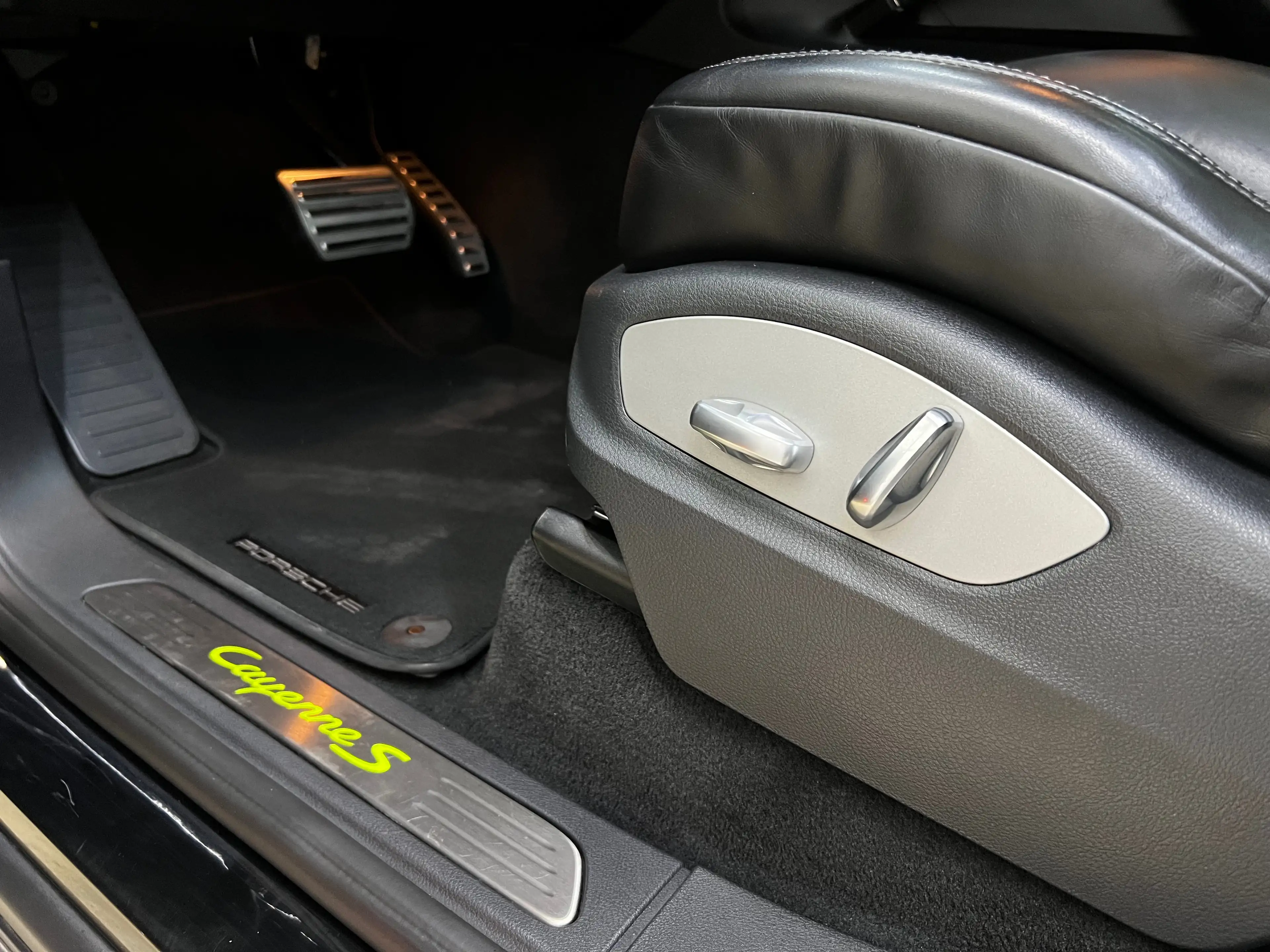 Porsche Cayenne S E-Hybrid Platinum Edition*RFK*SITZHEIZUNG*CHRONO — photo 15