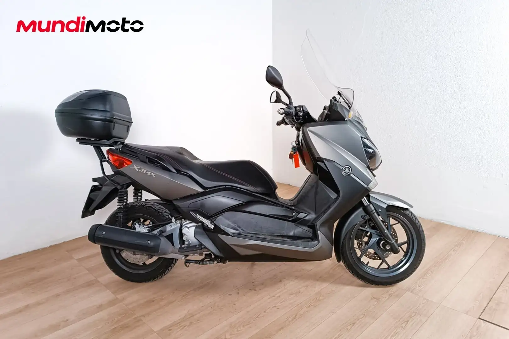 Yamaha X-Max 250 - 1