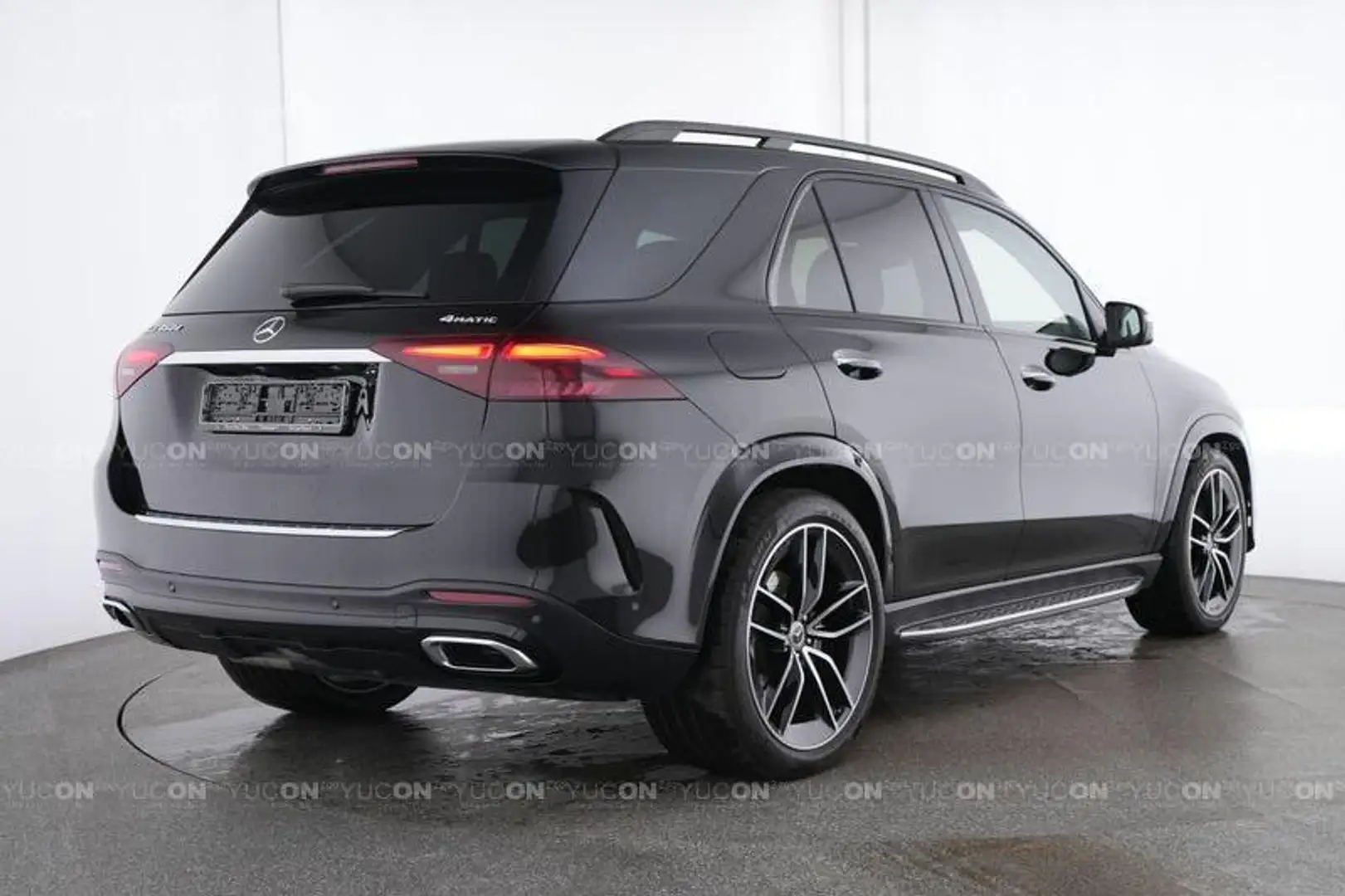 Mercedes-Benz GLE 450 GLE 450d Automaat 4MATIC AMG Line Grijs Kenteken | Noir - 2