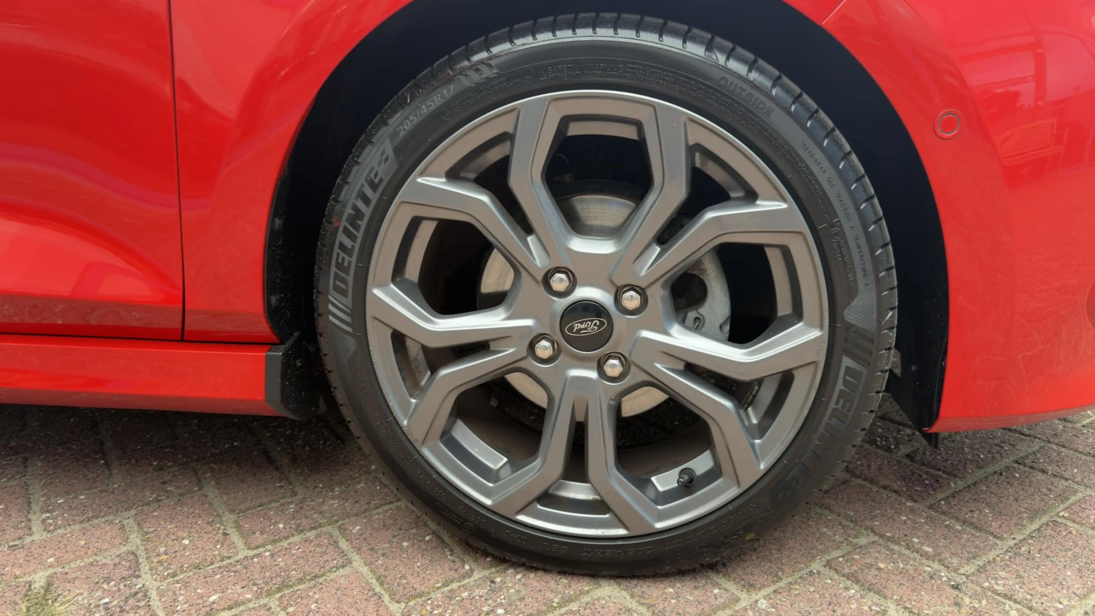 Ford Fiesta 1.0 EcoBoost Hybrid ST-Line X LMV - PDC - NAVI - C — photo 5